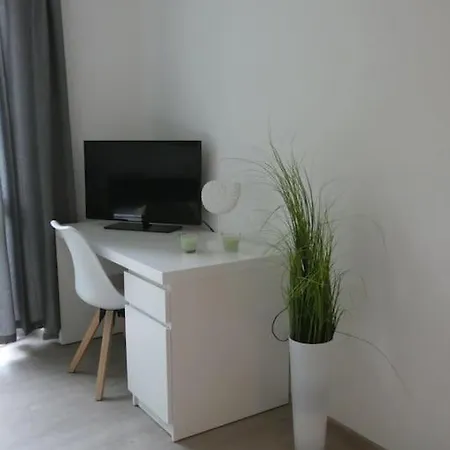 Ruhiges Garten-studio Chiara Gstadt Laeufers Chiemsee Apartman