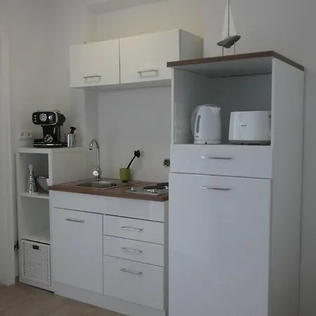 Ruhiges Garten-studio Chiara Gstadt Laeufers Chiemsee Apartment *